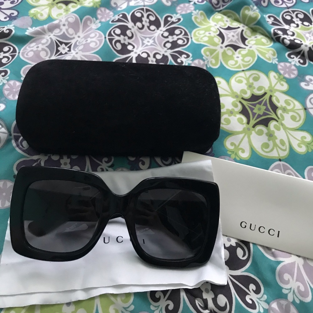 Gucci sunglasses